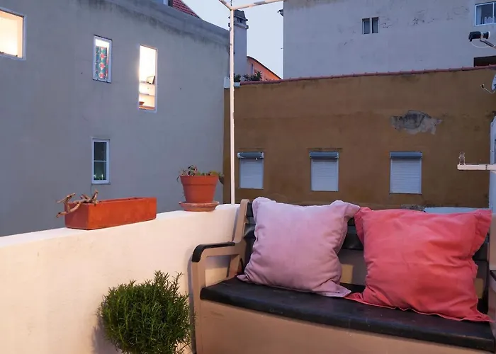 Whome Sol D'alfama *